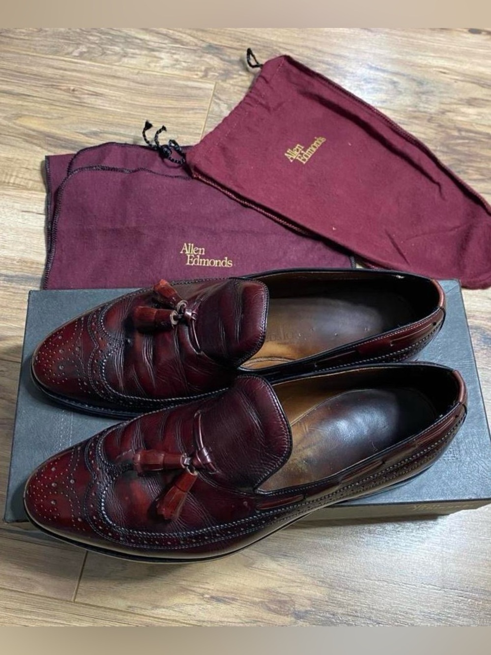Men’s Vintage Allen Edmonds Leather Dress Shoes with Tassels Made in USA